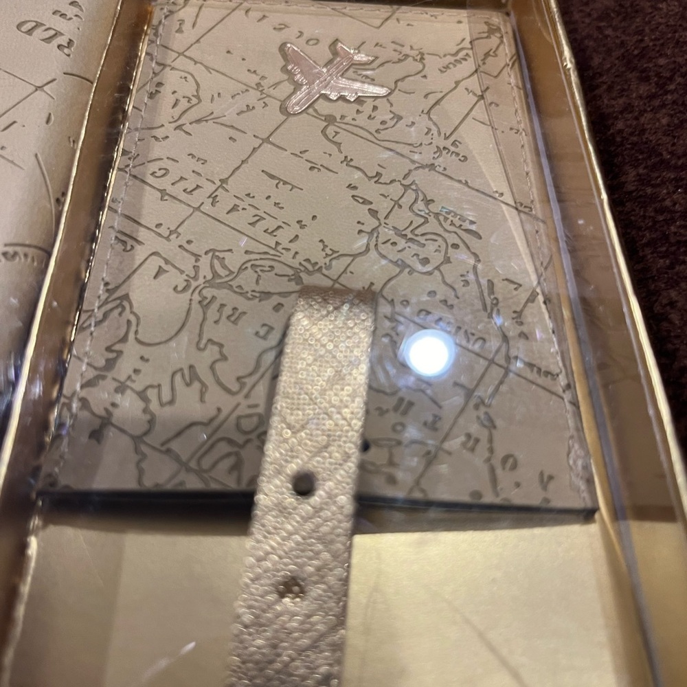 Ecolo new in package travel set -passport case and luggage tag. - Picture 5 of 6